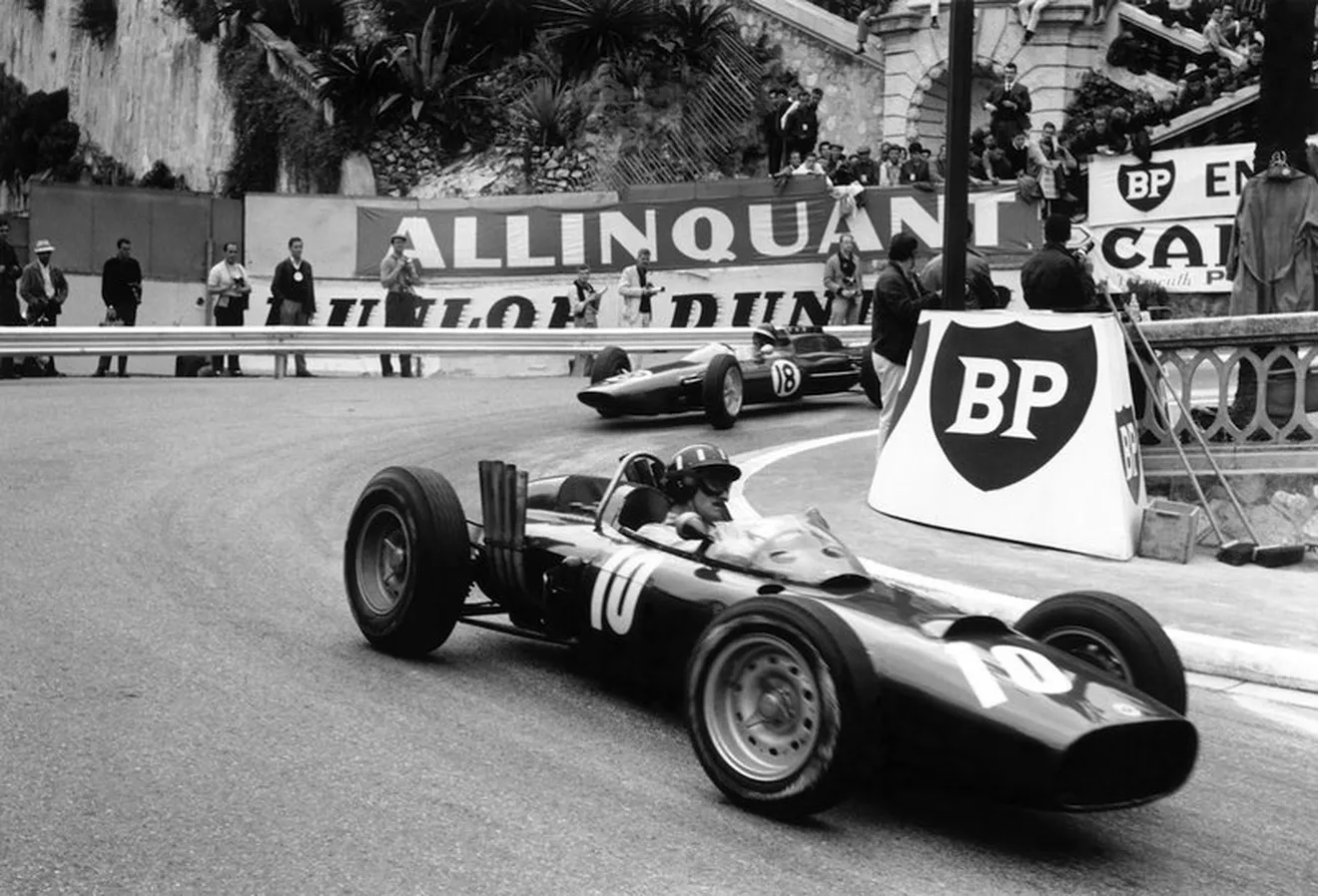 BRM y Lotus dan una lección a Europa con Graham Hill y Jim Clark