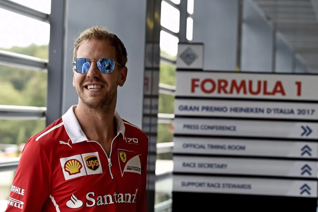Vettel cree que compite con Räikkönen de igual a igual, sin órdenes de equipo