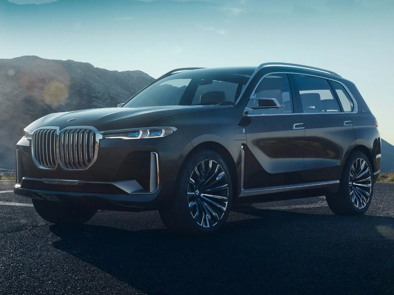 Filtrado el BMW X7 Concept, un anticipo del nuevo SUV de lujo que se avecina