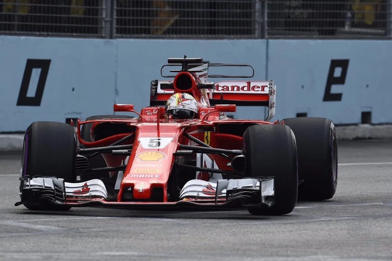 Vettel destaca en la noche de Marina Bay y consigue una pole brillante