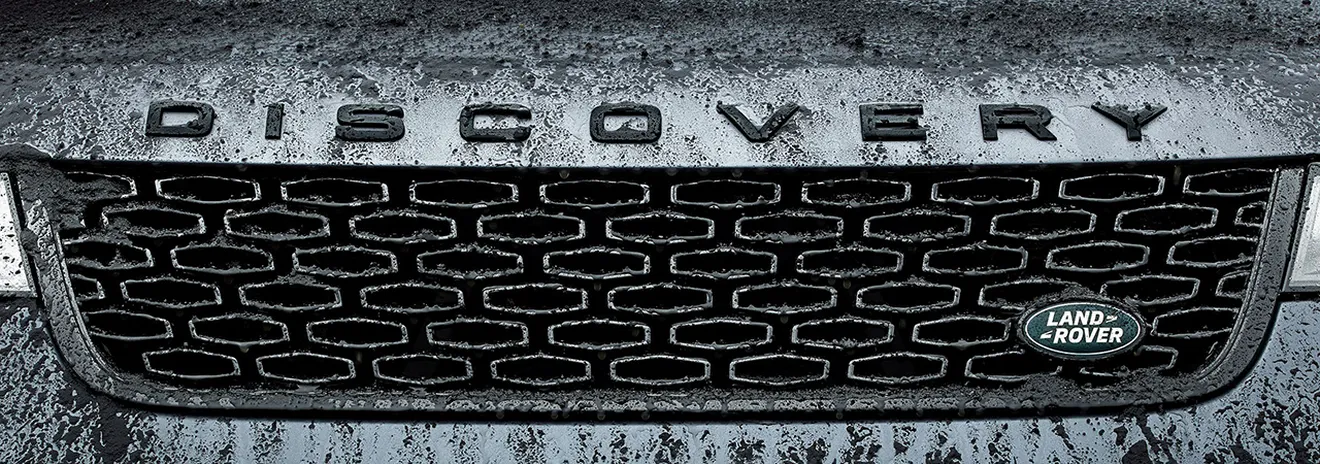 Land Rover Discovery SVX: más capacidad off-road sin renunciar al confort