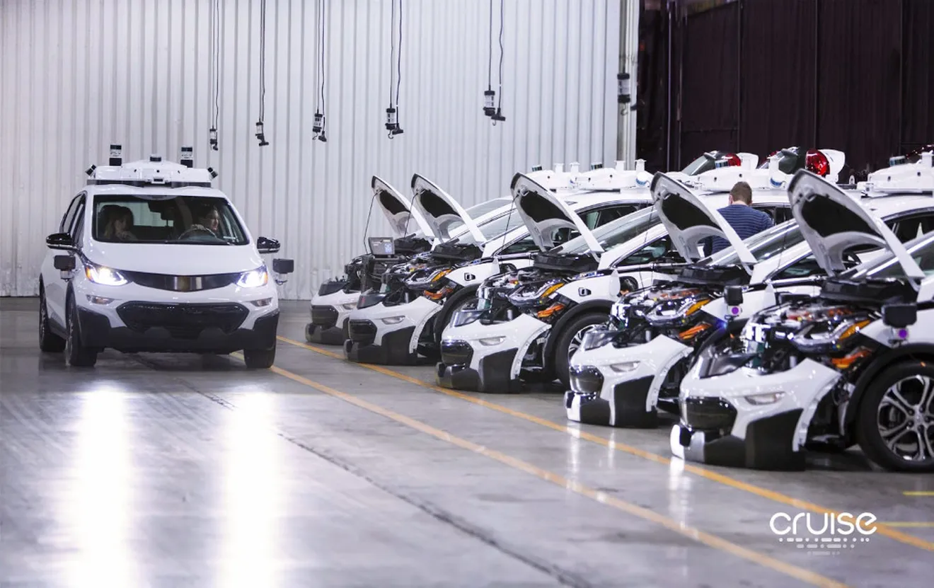 GM ya tiene el primer vehículo autónomo completo producible en serie