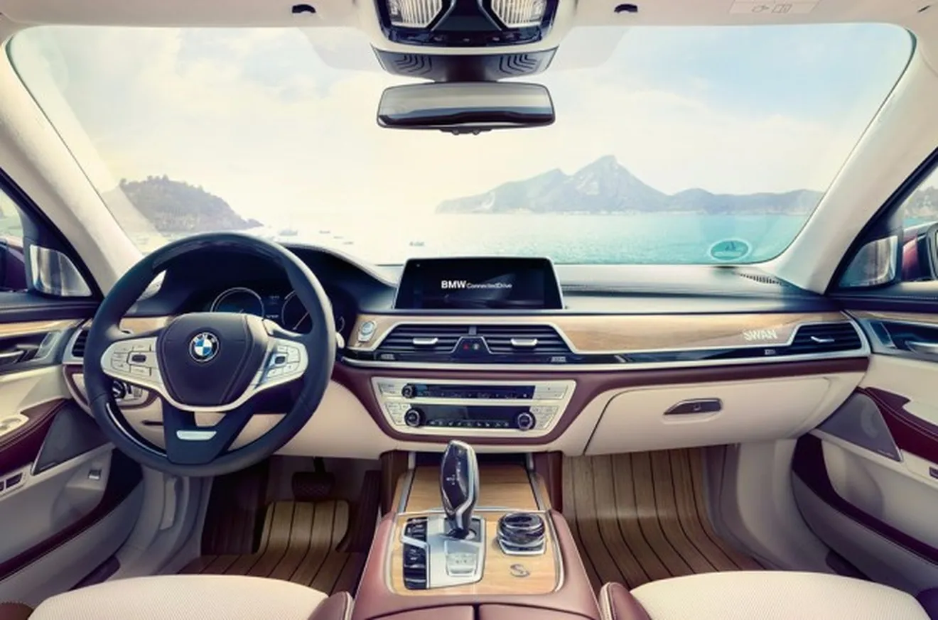 BMW M760Li xDrive V12 Excellence - interior