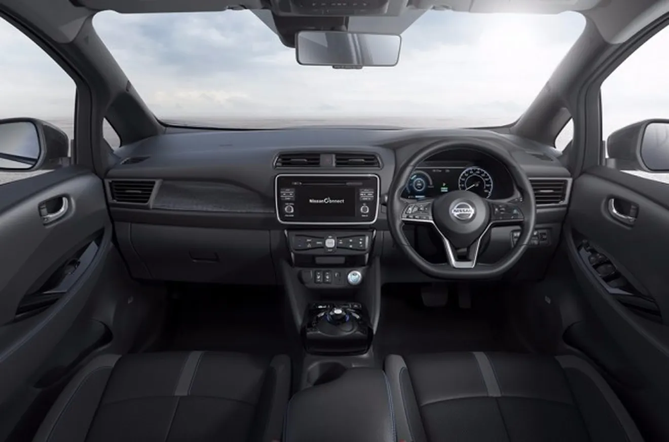 Nissan Leaf 2018 - interior
