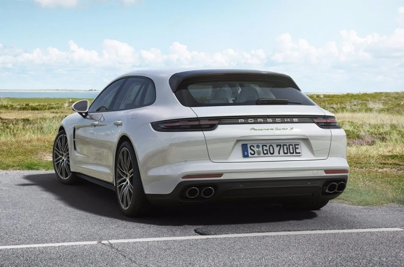 Porsche Panamera Turbo S E-Hybrid Sport Turismo - posterior