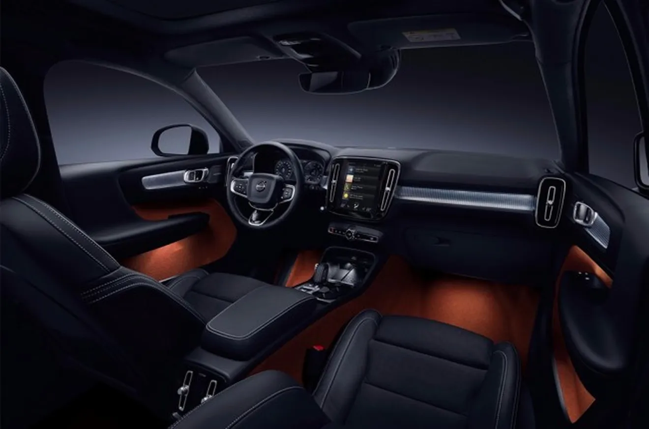 Volvo XC40 - interior