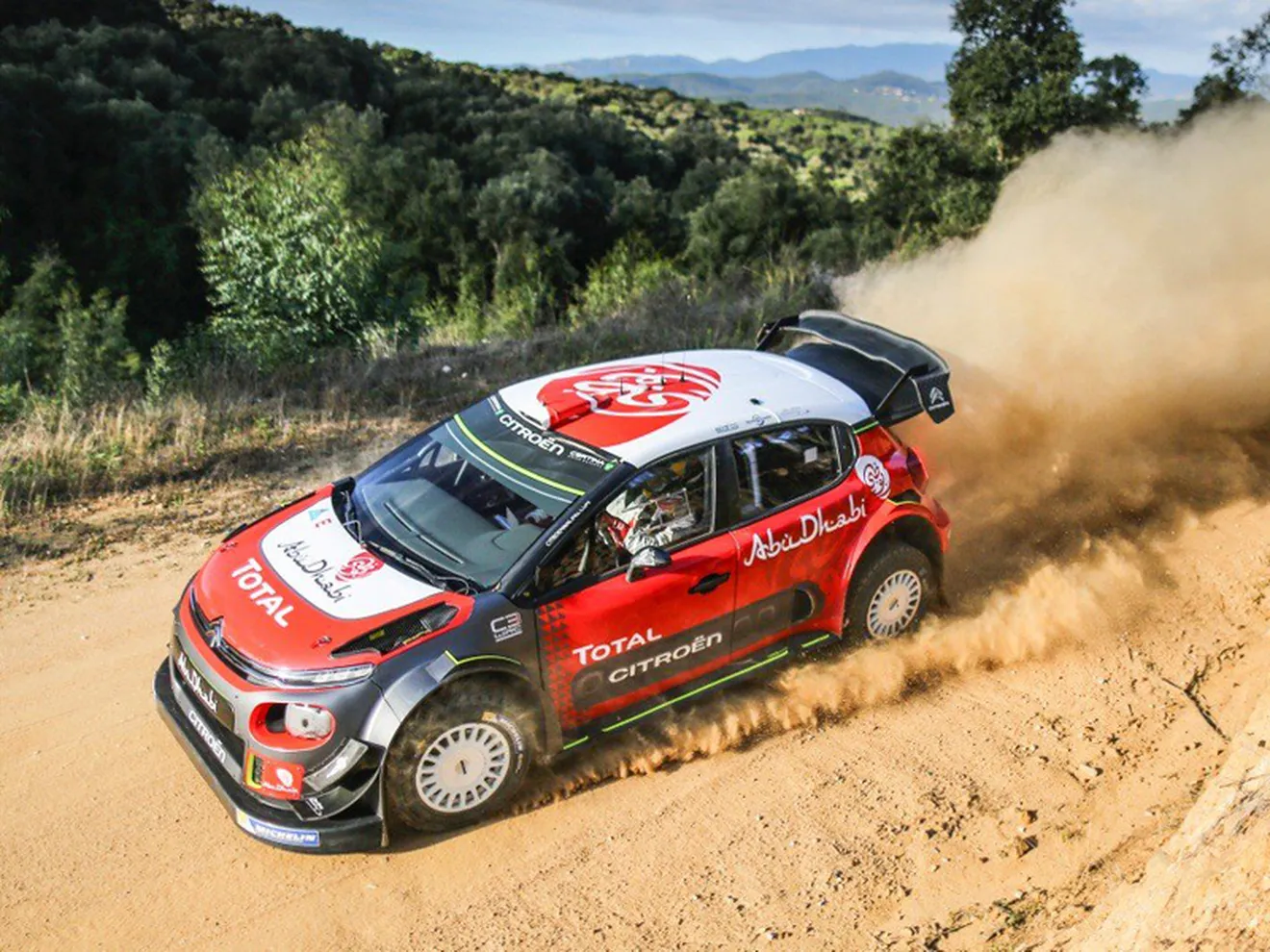 Loeb abierto a disputar "uno o dos rallies" del WRC en 2018