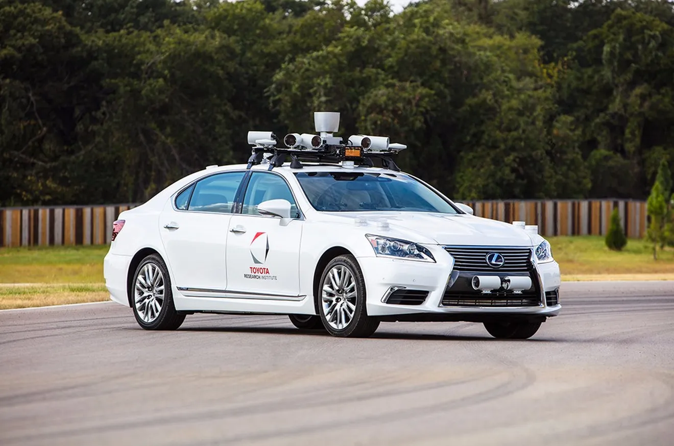 Toyota muestra sus avances en el campo de la conducción autónoma