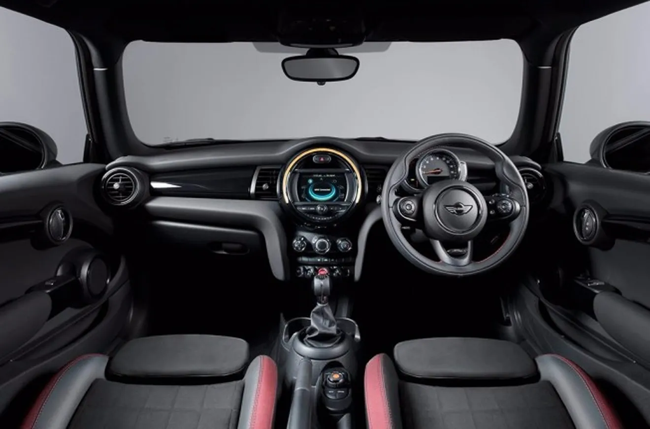 MINI 1499 GT - interior