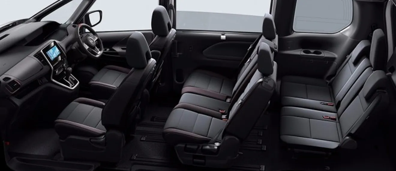 Nissan Serena Nismo - interior