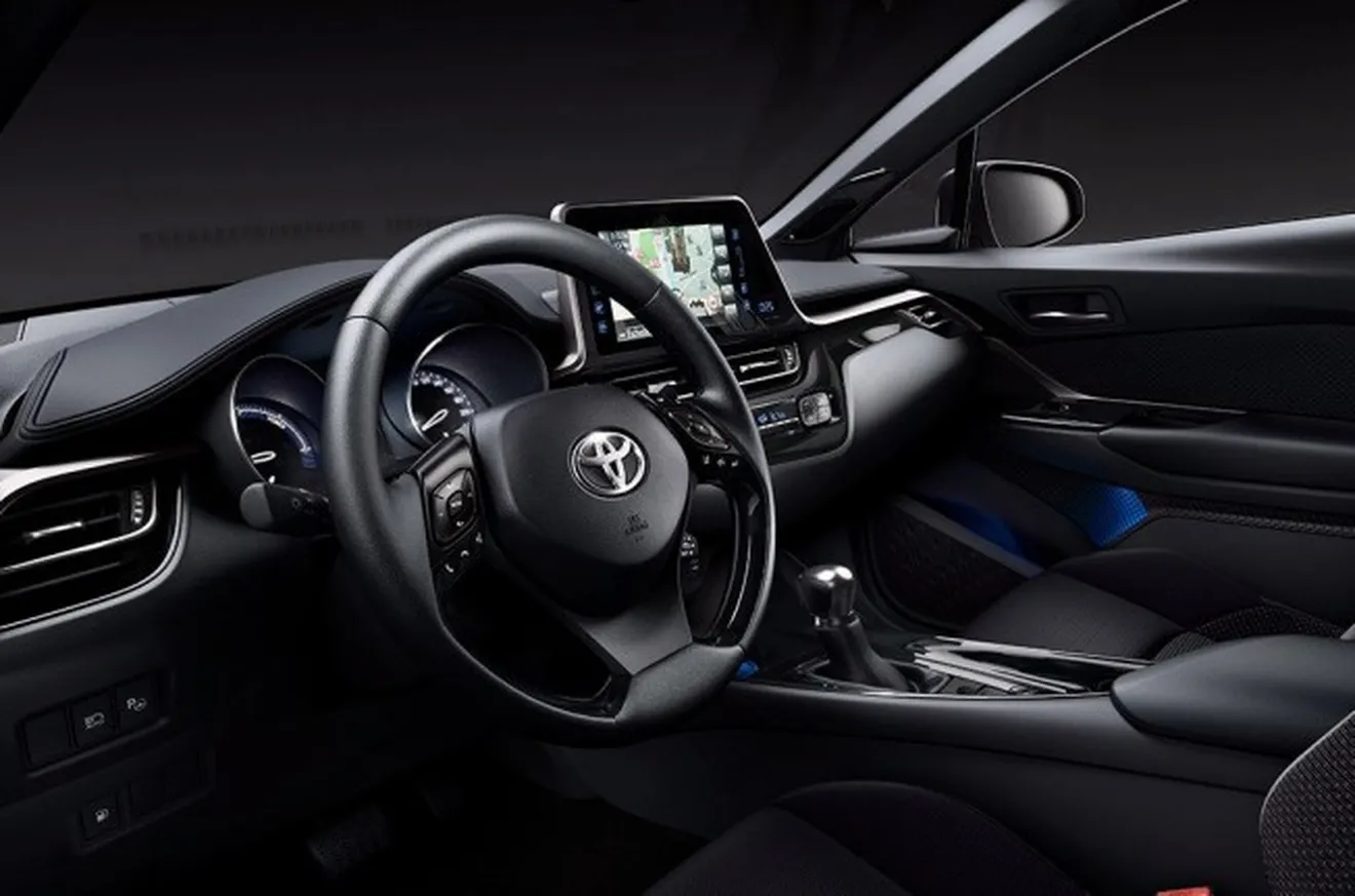 Toyota C-HR 2018 - interior