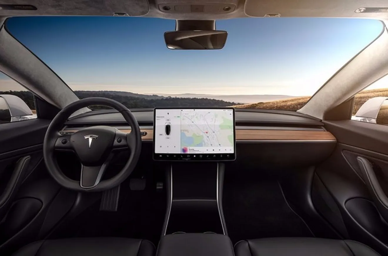 Tesla Model 3 - interior