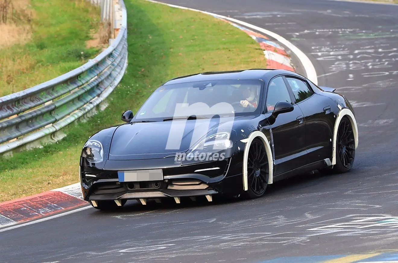 El futuro Porsche Mission E de producción se enfrenta a Nürburgring