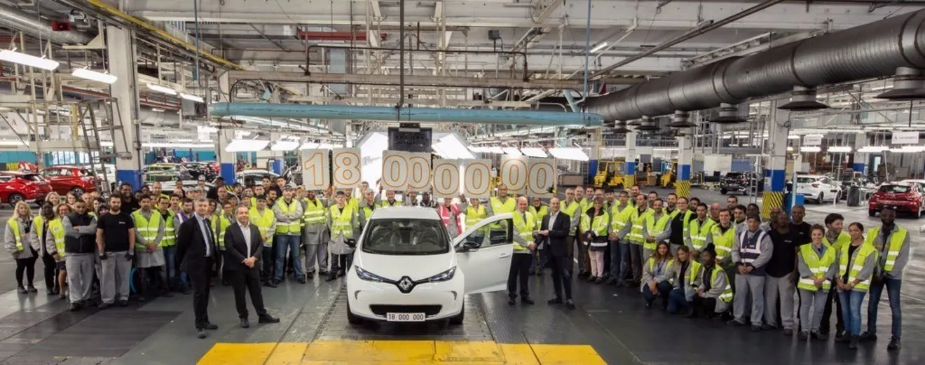 Renault fabrica en la planta de Flins su unidad 18 millones