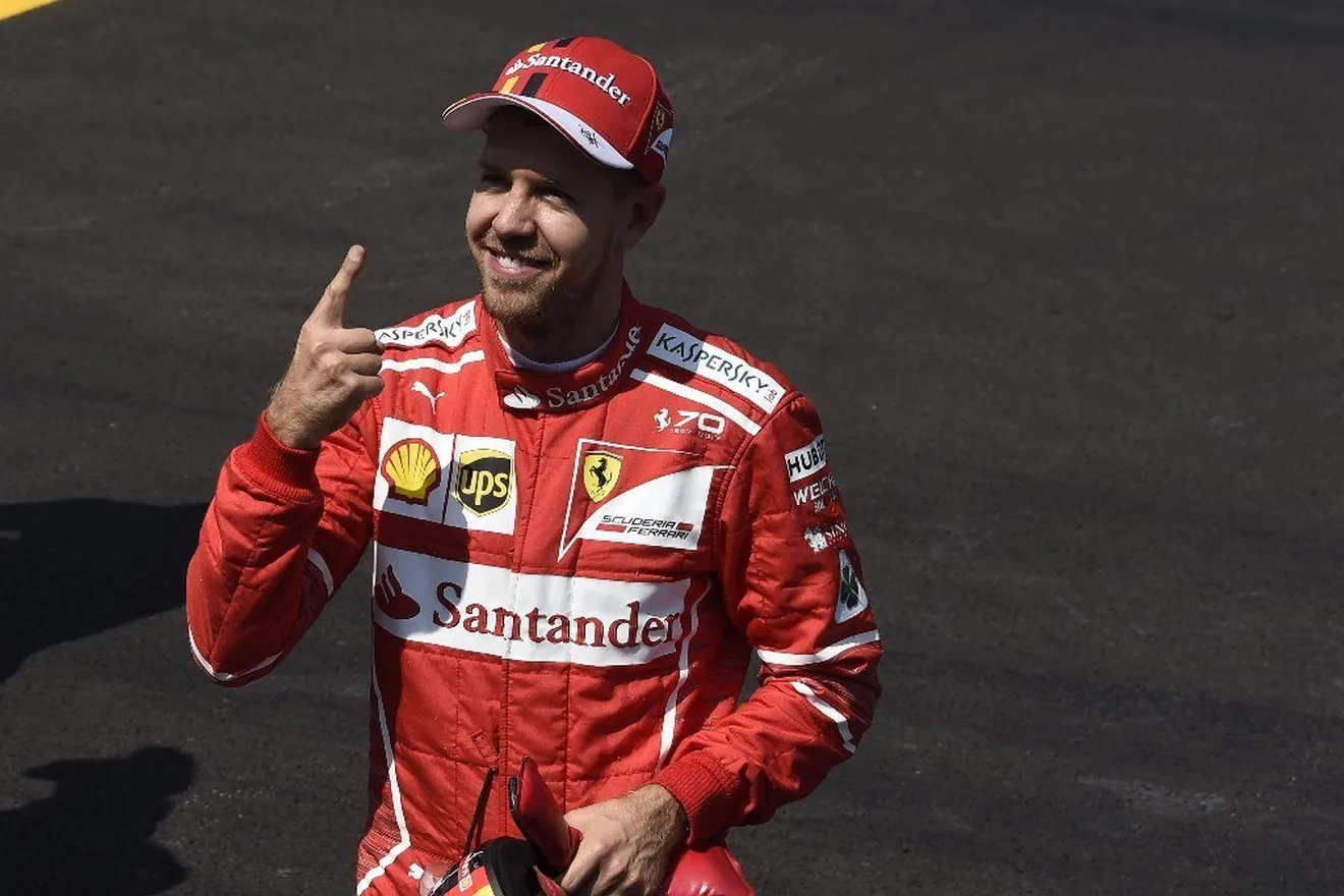 Vettel recupera la sonrisa: "Han sido semanas muy duras para Ferrari"