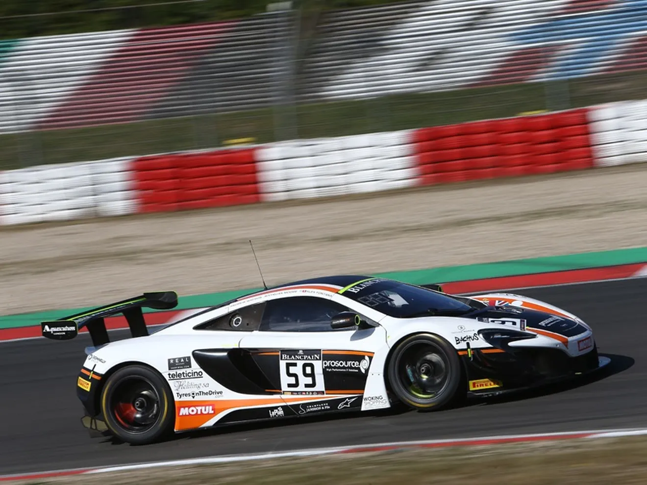 Garage 59 vuelve a ser equipo de referencia de McLaren GT
