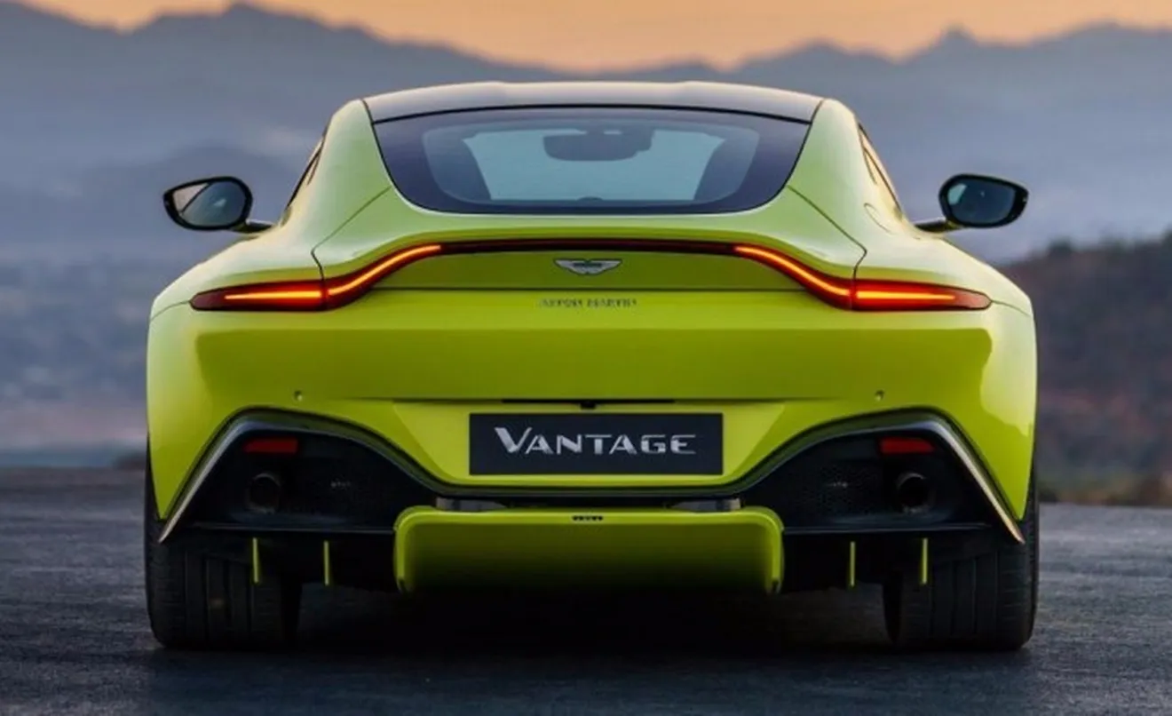 Aston Martin Vantage 2018 - posterior