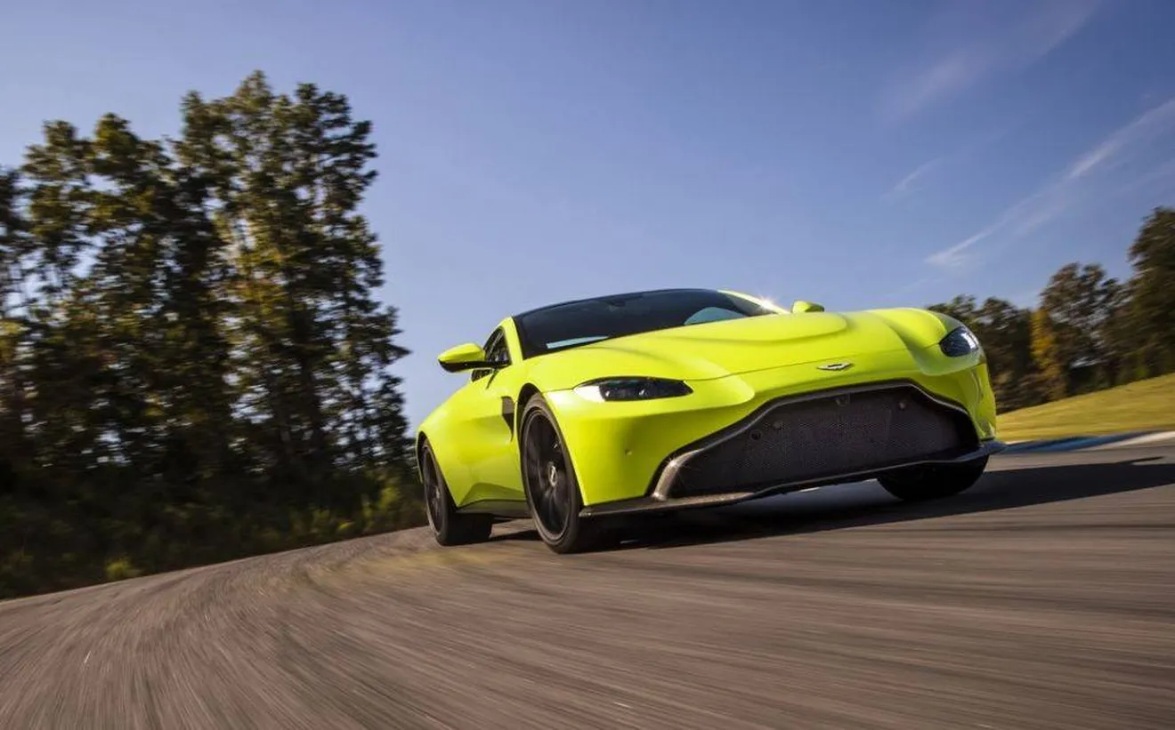 Investindustrial quiere hacerse con el control de Aston Martin