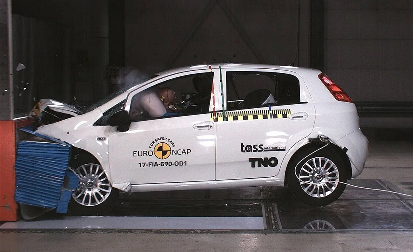El Fiat Punto obtiene cero estrellas en las pruebas Euro NCAP
