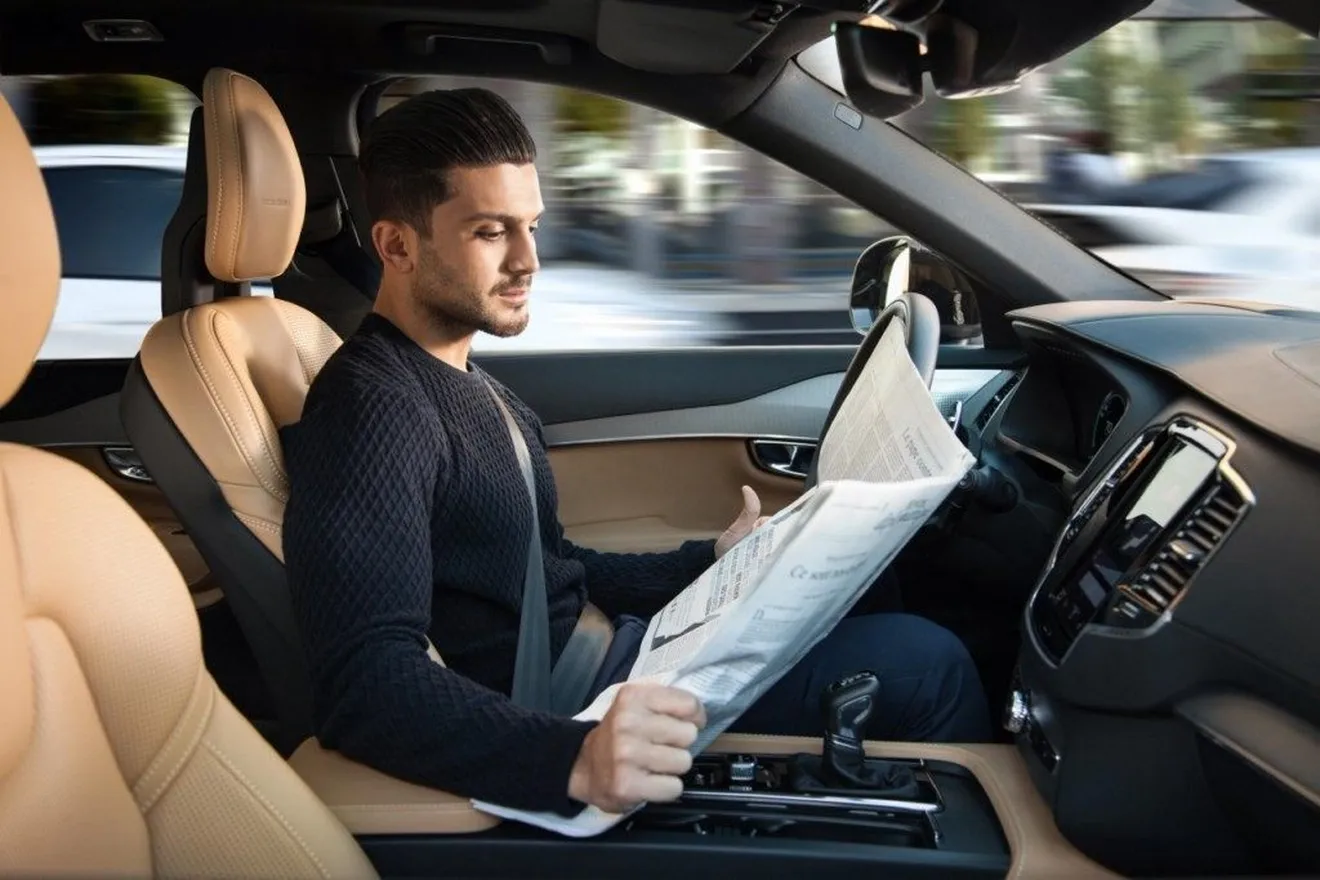 Un estudio de Mazda revela que muchos conductores prefieren la conducción tradicional a la autónoma