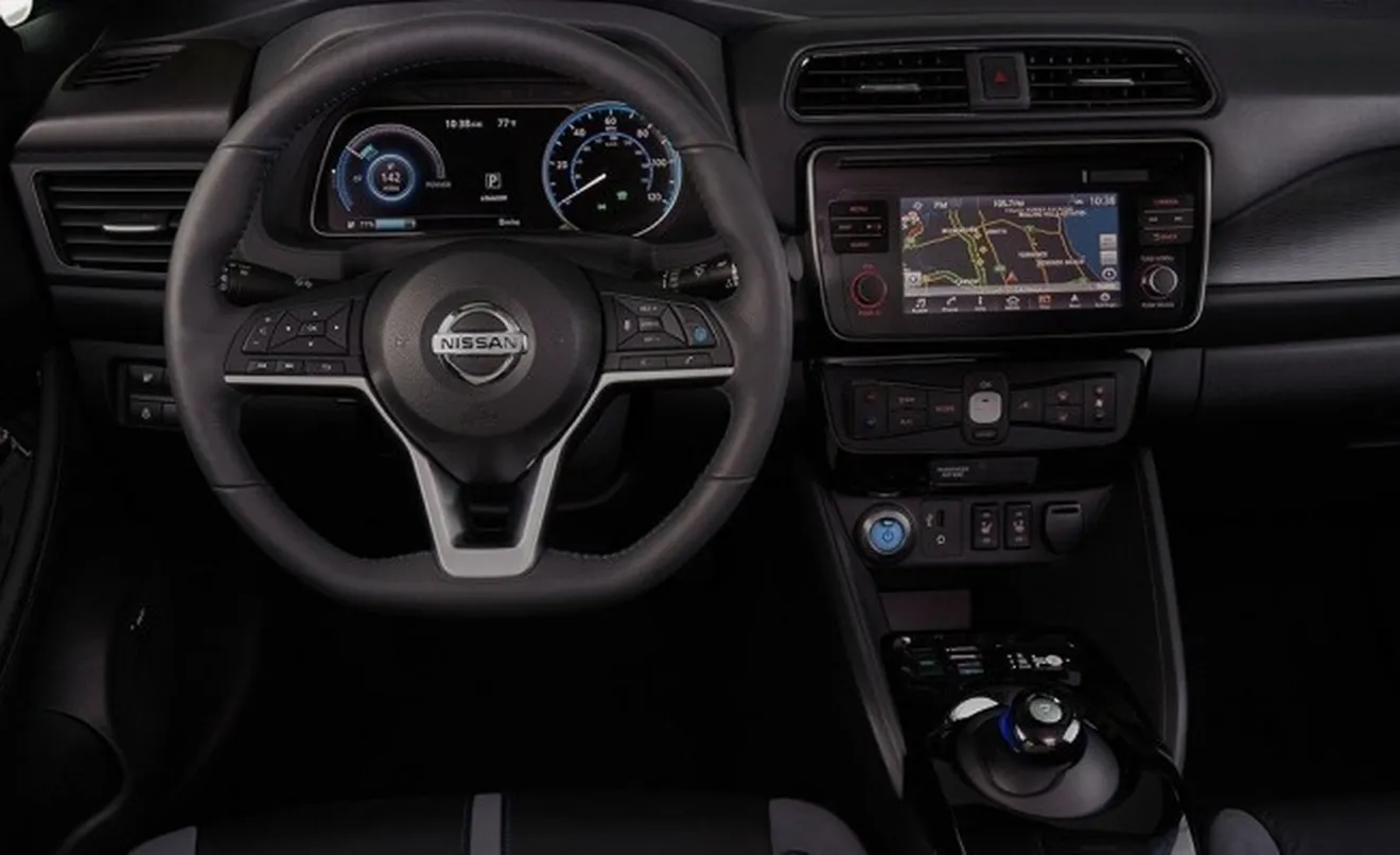 Nissan Leaf 2018 - interior
