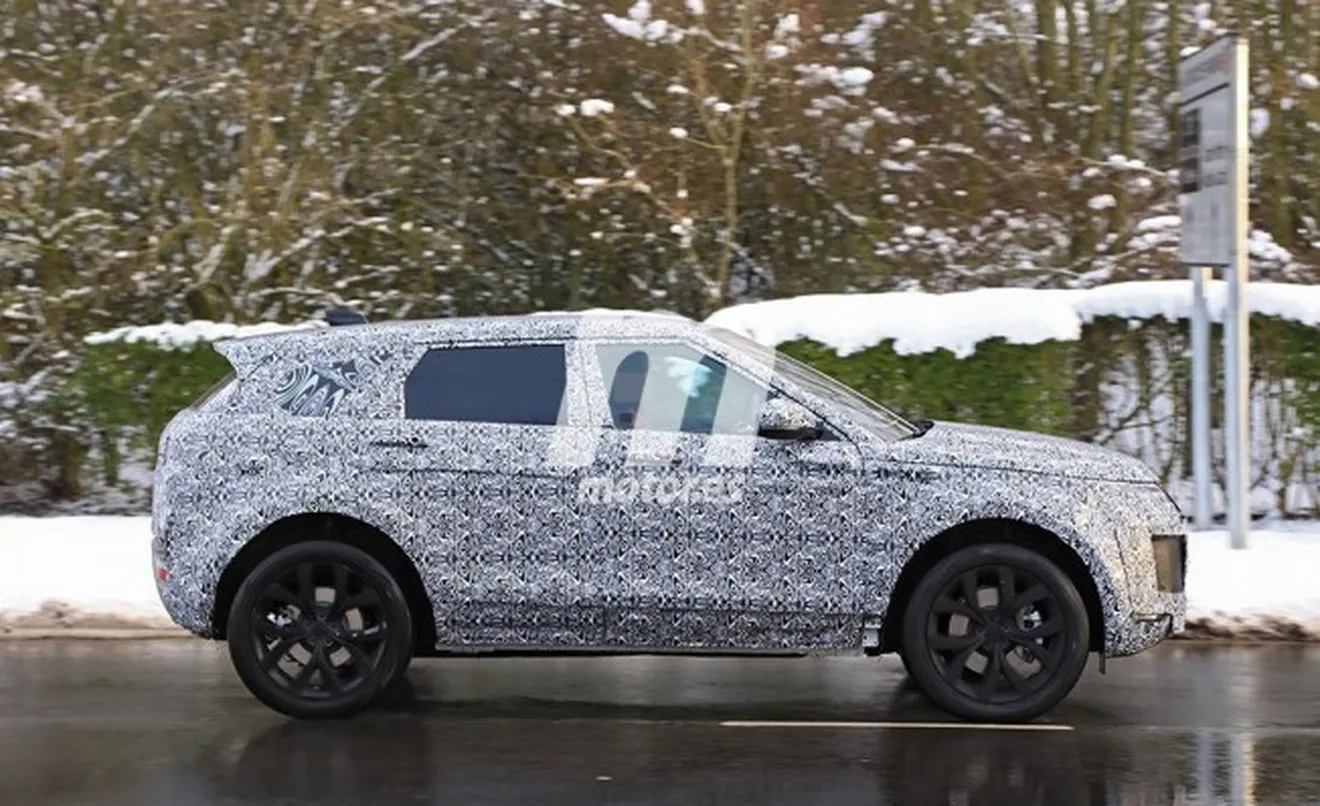 Range Rover Evoque 2019 - foto espía lateral