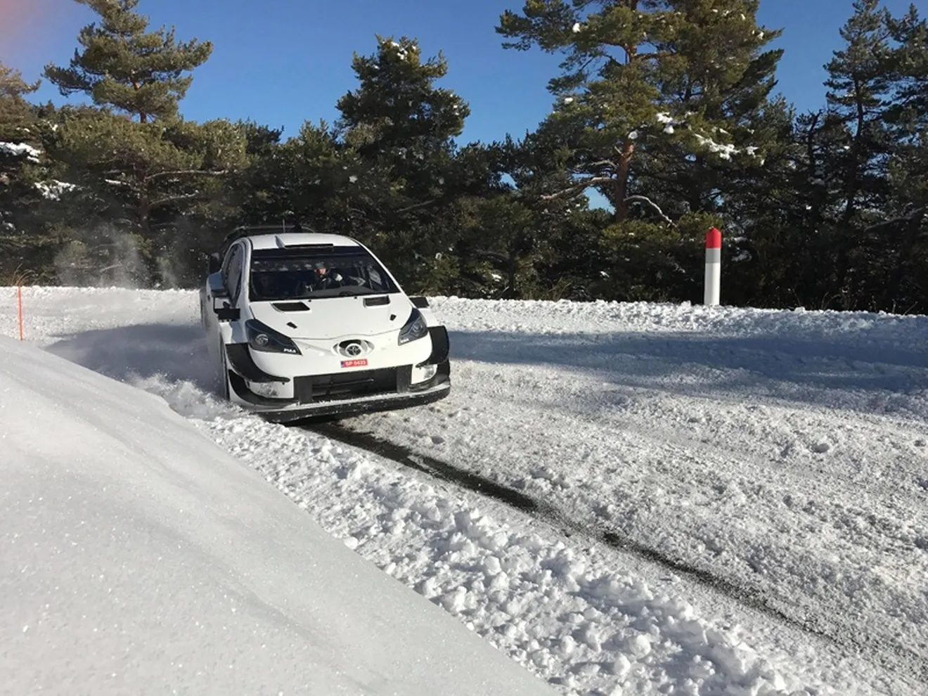 Ott Tänak debuta al volante del Toyota Yaris WRC