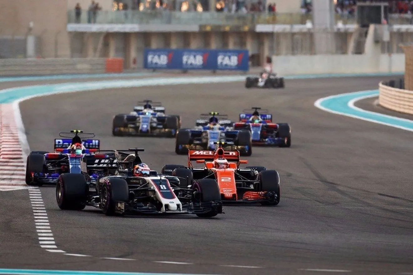 Grosjean: "El motor Renault ha tenido problemas, pero la potencia está ahí"