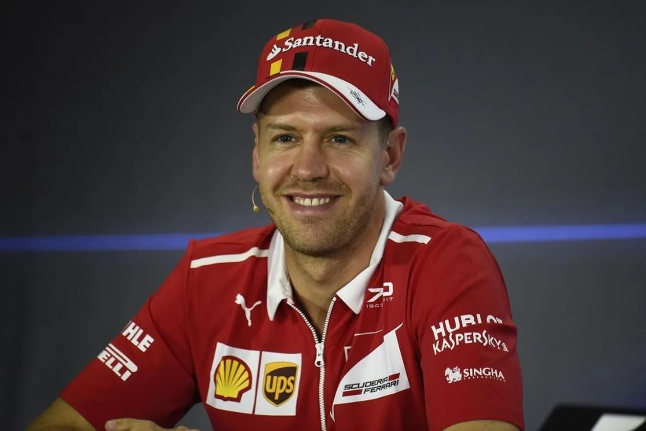 Vettel espera ser "algo más sensato" en sus duelos de 2018