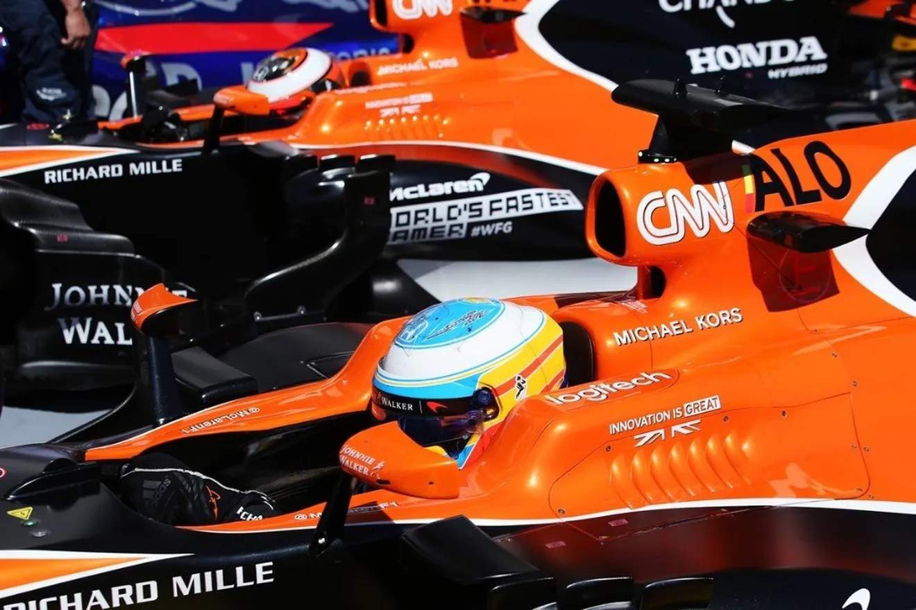 Mercedes apunta a McLaren y Renault como rivales para 2018