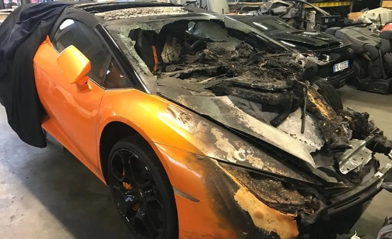 Lamborghini Huracán Spyder quemado en venta