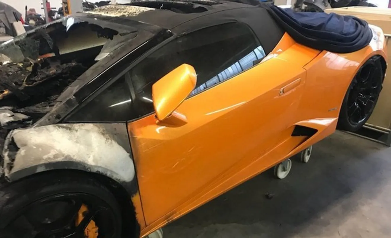 Lamborghini Huracán Spyder quemado en venta