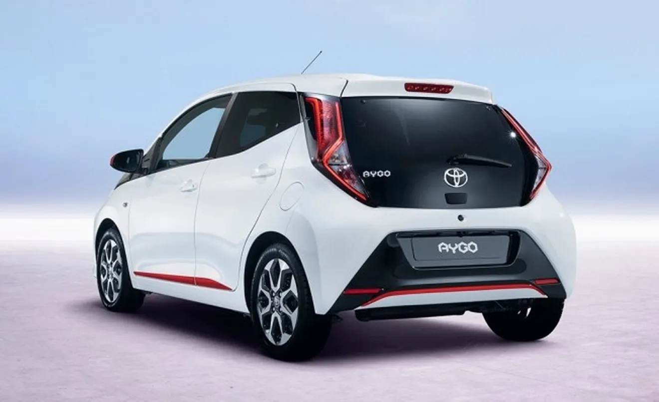 Toyota Aygo 2018 - posterior