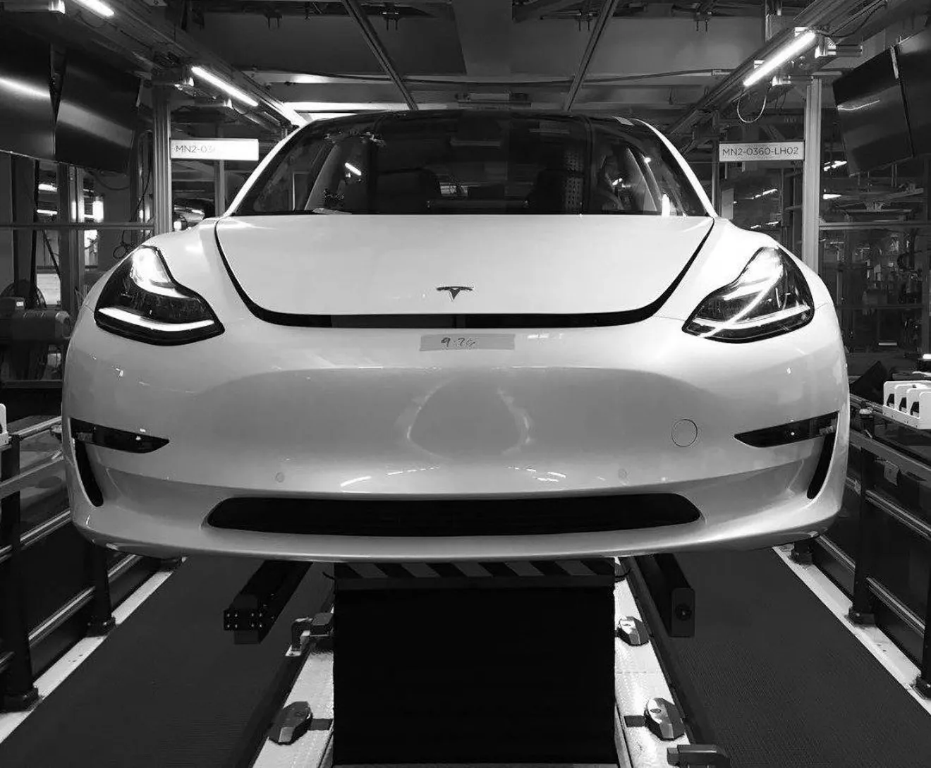 Los Tesla Model 3 con destino Europa se van a demorar un poco más