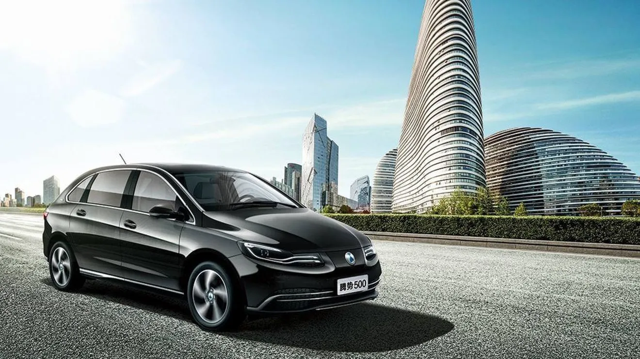 Denza 500: el nuevo compacto eléctrico de Mercedes en China
