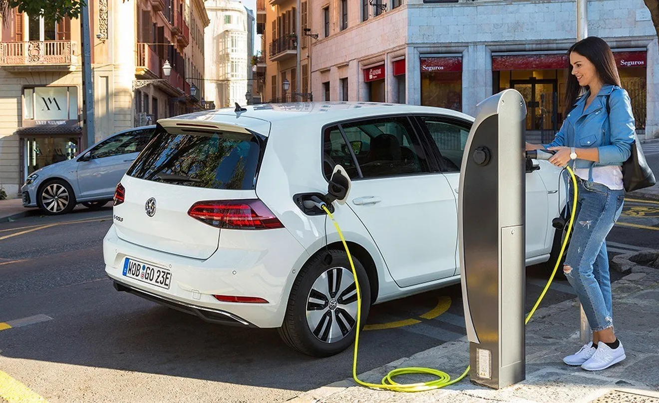 El Grupo Volkswagen producirá coches eléctricos de batería en 16 fábricas
