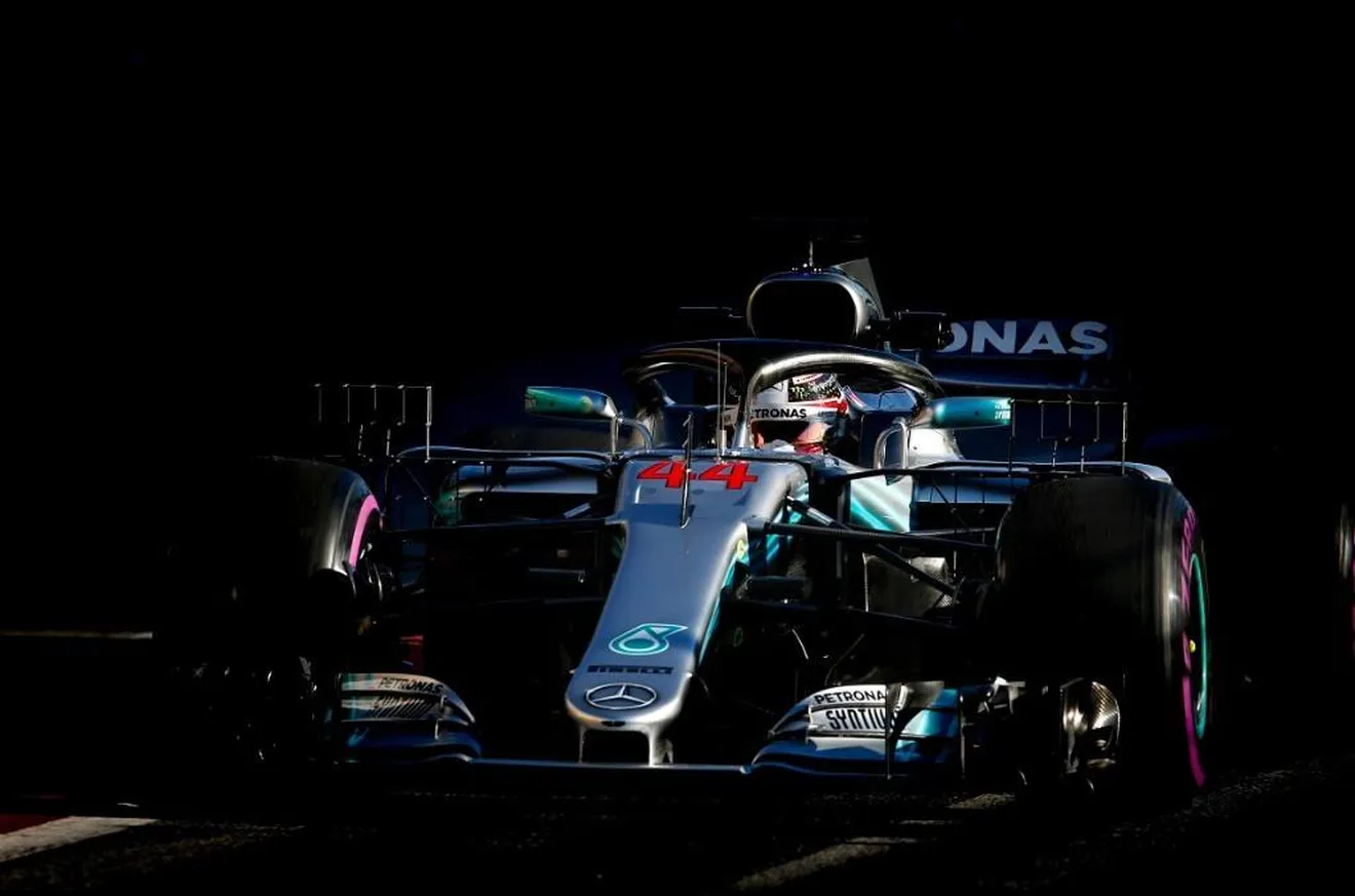 Hamilton: "El equipo hizo un buen trabajo y esperamos ganar a Red Bull y Ferrari"