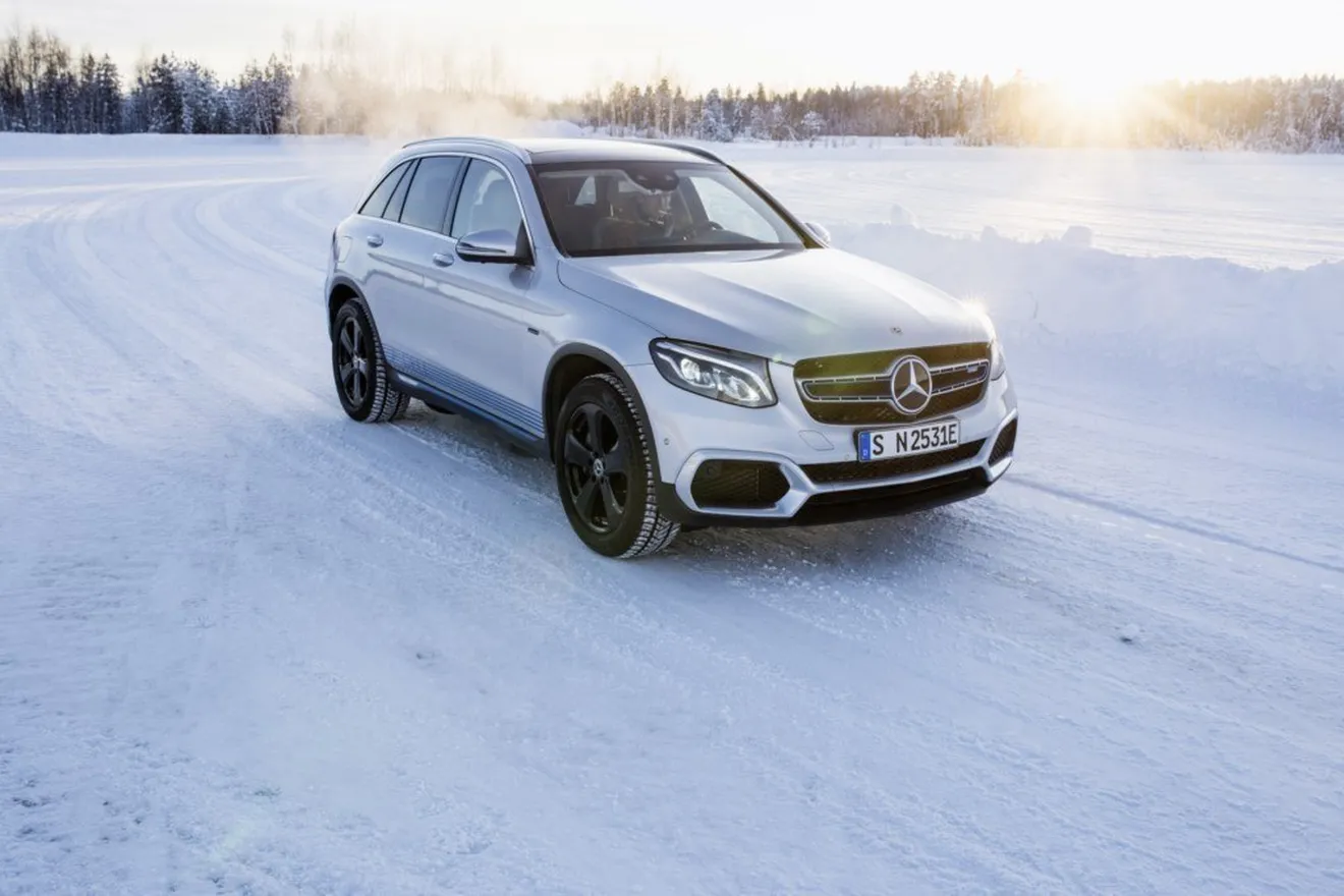 Mercedes muestra el desarrollo de los nuevos EQC y GLC F-CELL en las pruebas de invierno