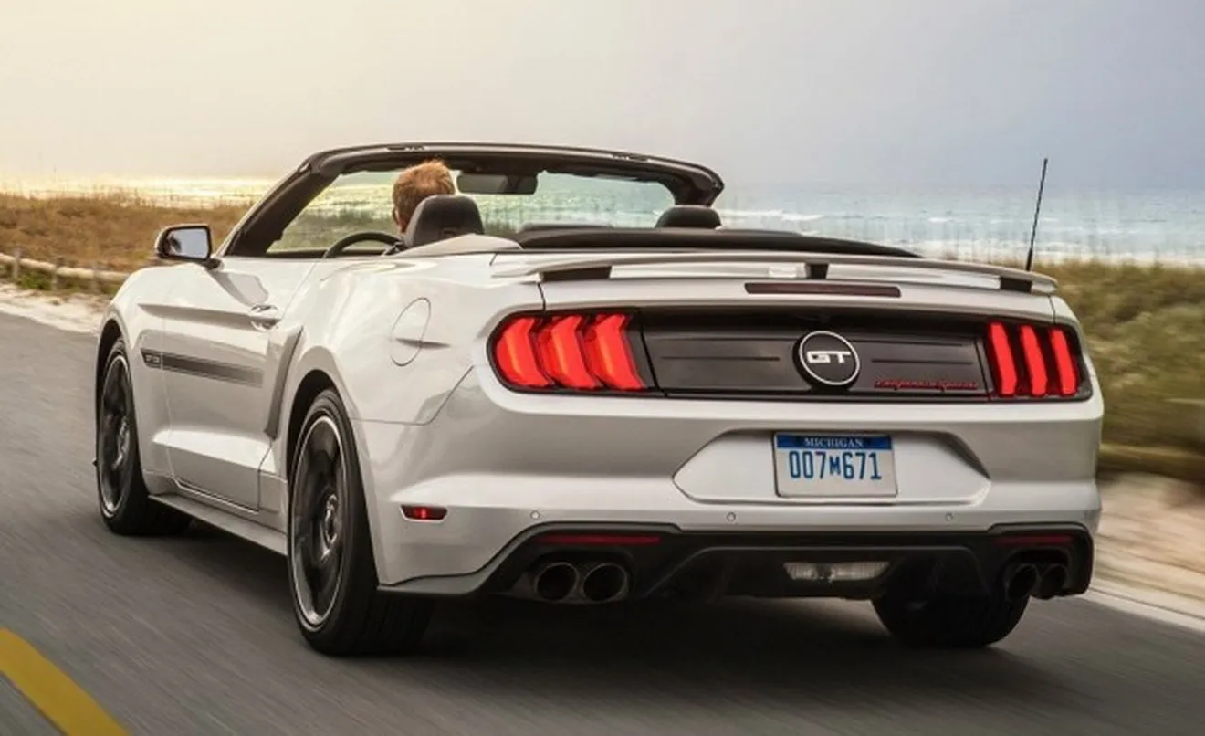 Ford Mustang GT California Special - posterior