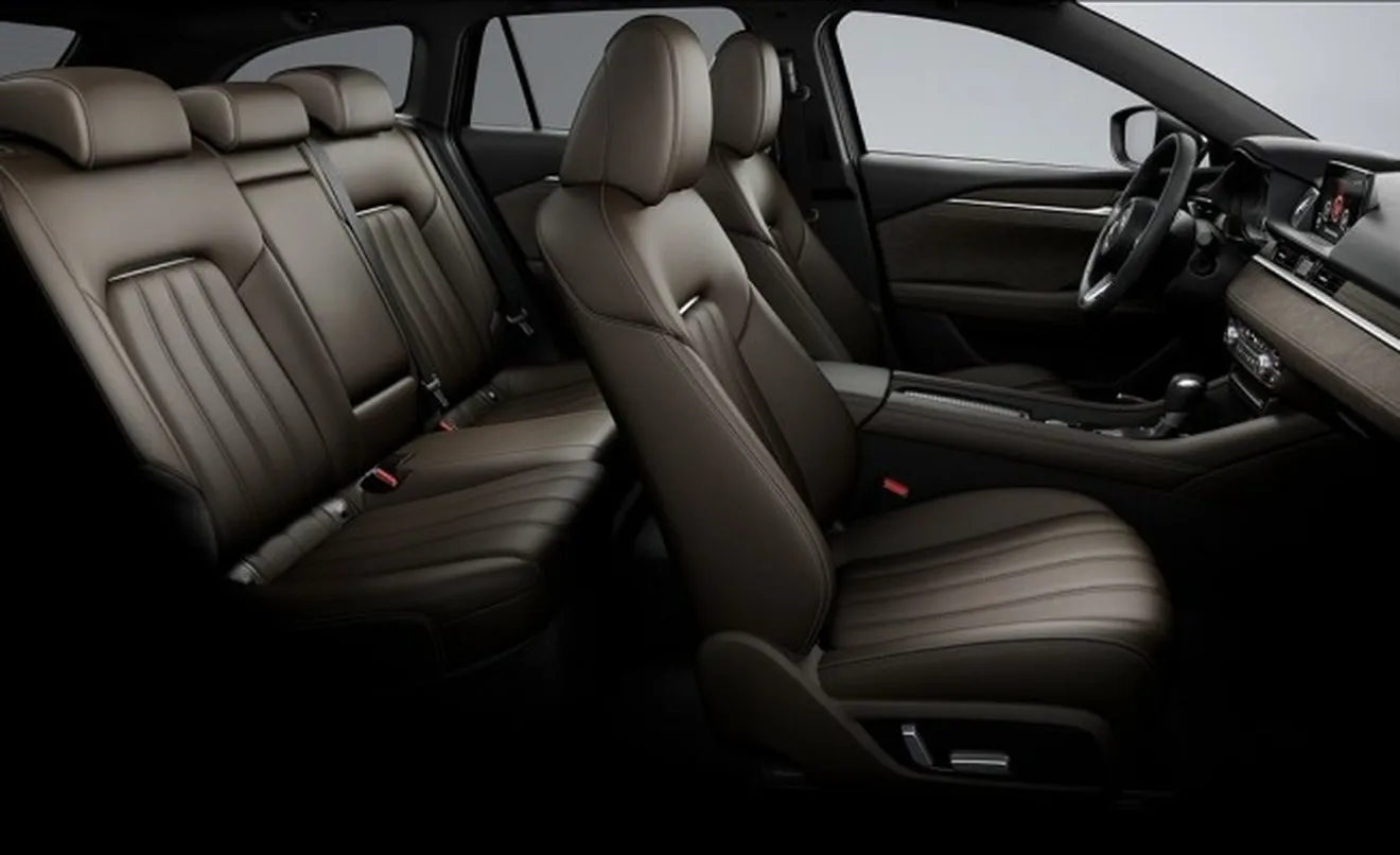 Mazda6 Wagon 2018 - interior