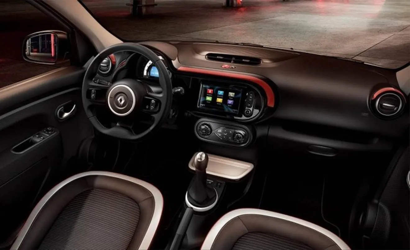 Renault Twingo Red Night Edition - interior