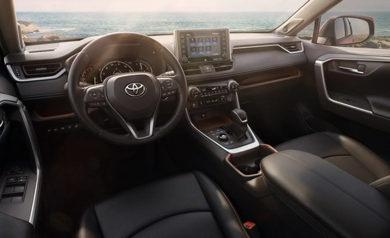 Toyota RAV4 2019 - interior