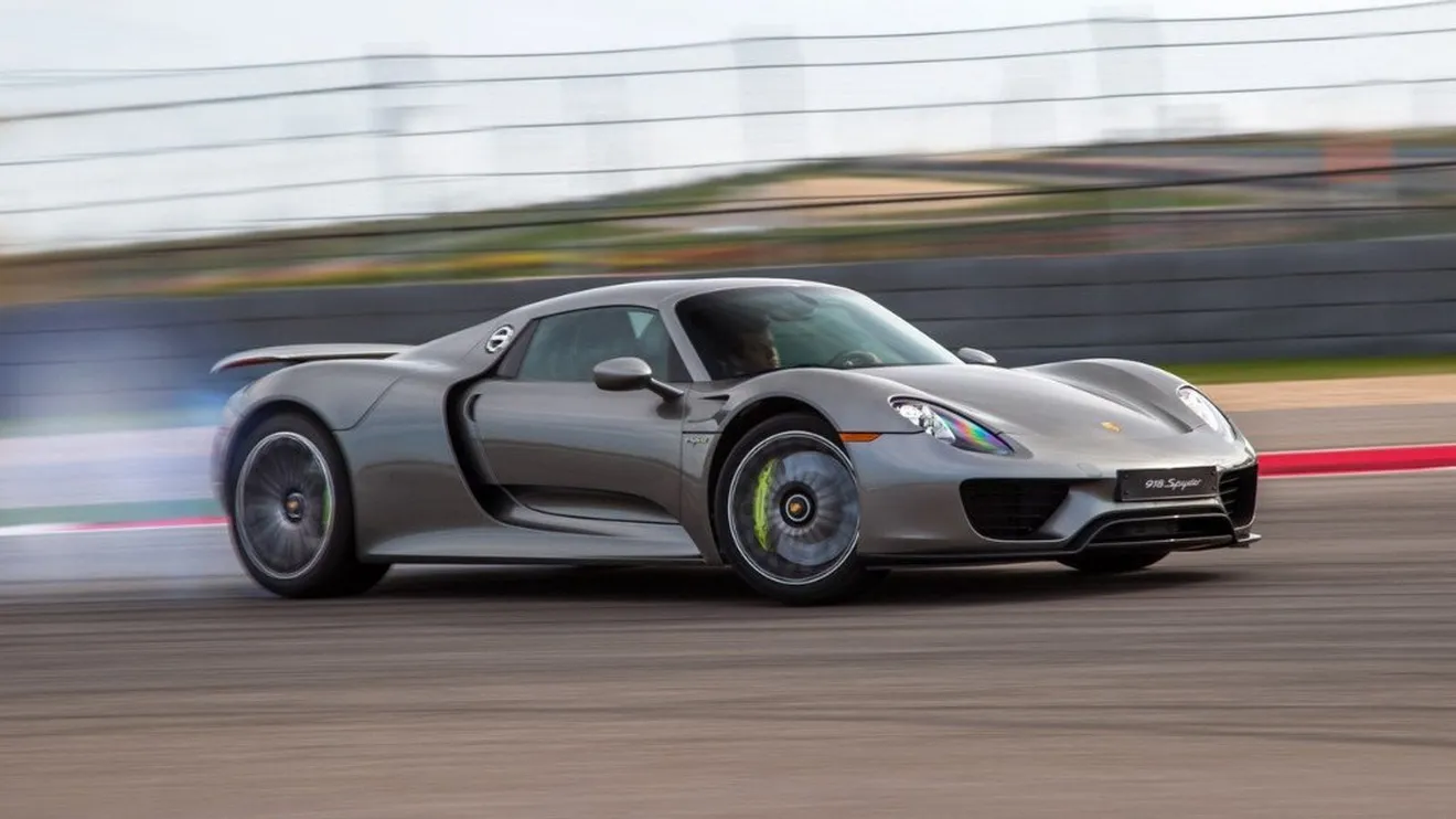 Porsche nos muestra sus 5 modelos de calle más rápidos