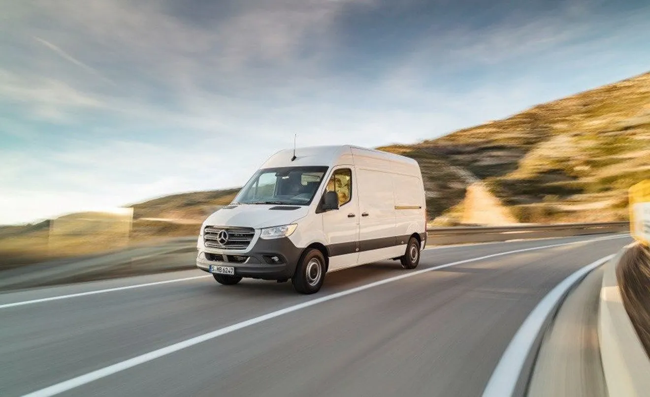 Mercedes Sprinter 2018: la renovada furgoneta ya tiene precios en España