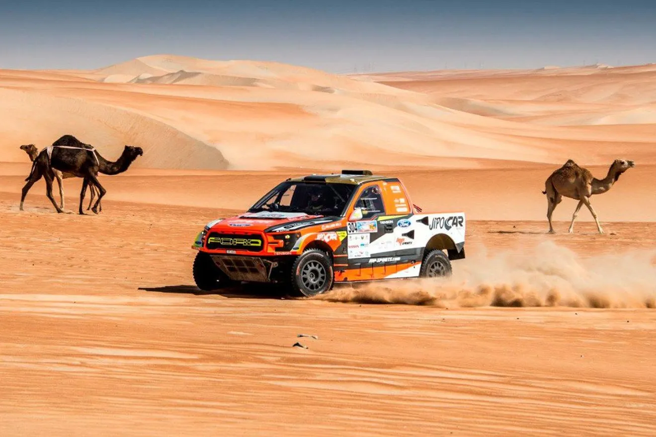 Prokop y Quintanilla ganan el Abu Dhabi Desert Challenge