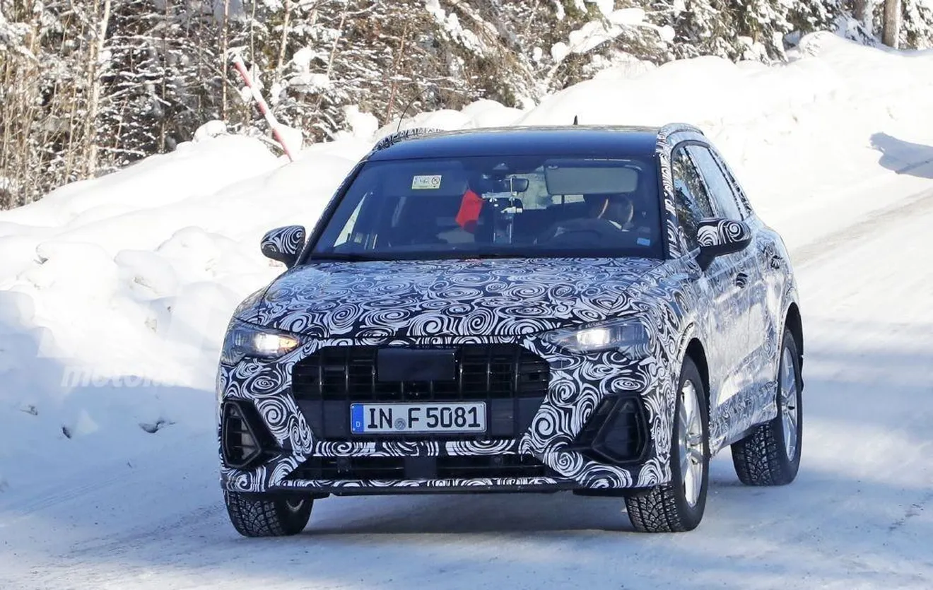 Nuevas fotos espía desvelan el interior de la nueva generación del Audi Q3 