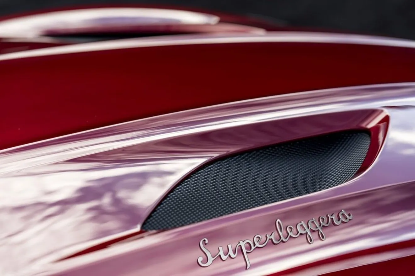 El sustituto del Aston Martin Vanquish cambiará su nombre a DBS Superleggera