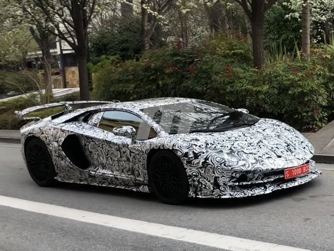 Cazamos el Lamborghini Aventador SuperVeloce Jota en España