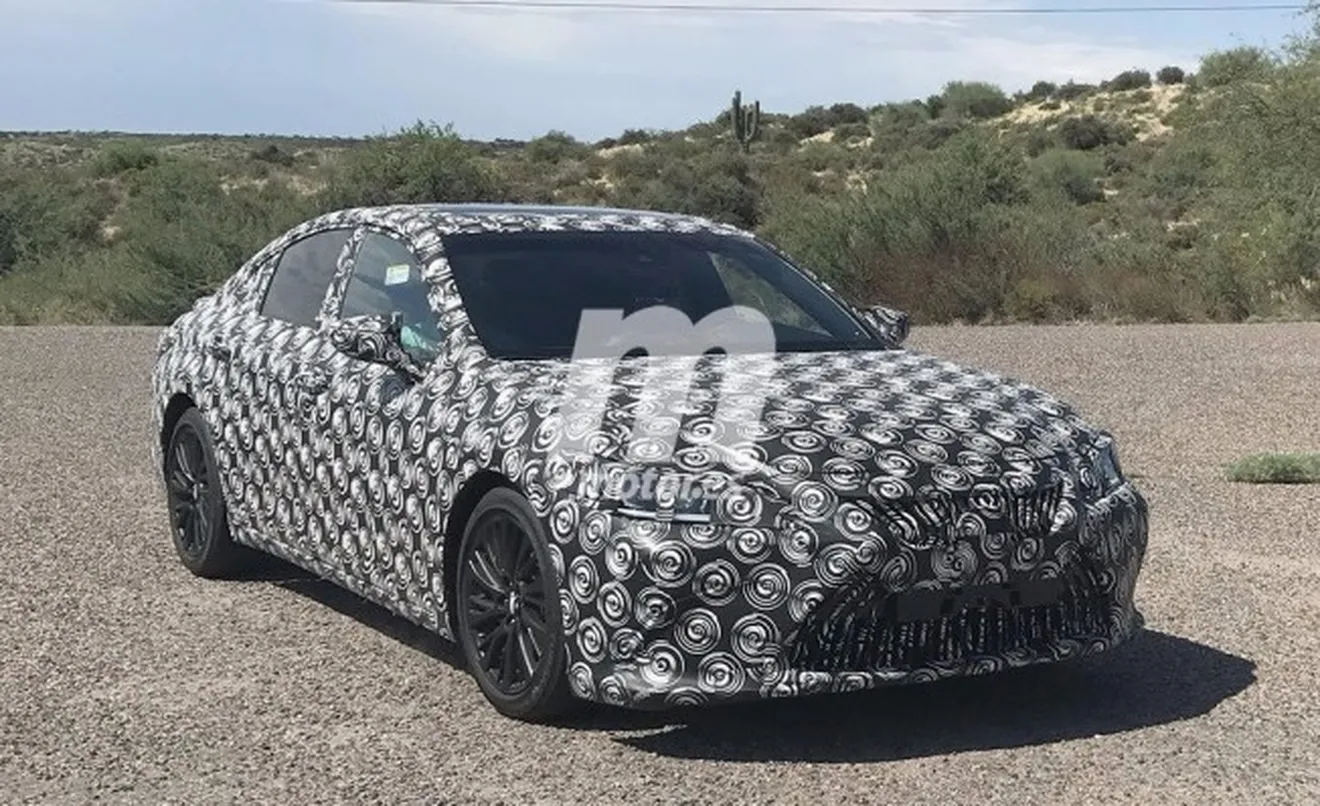 Lexus ES 2019 - foto espía