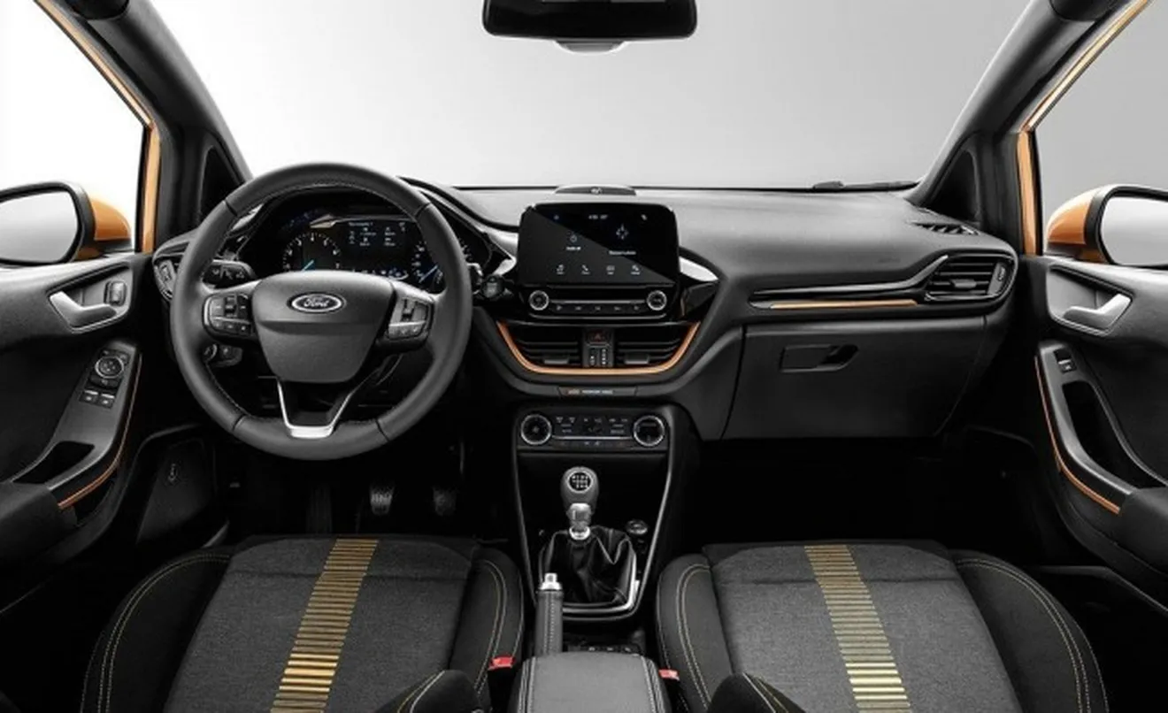 Ford Fiesta Active - interior
